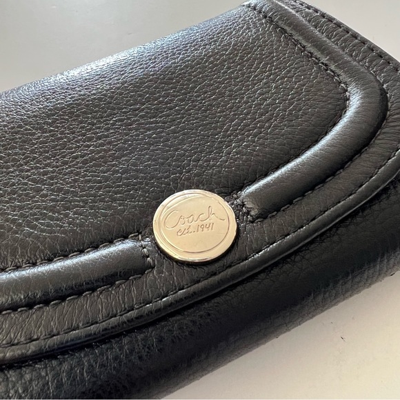 Coach Black Pebbled Leather Medium Bi-Fold Women’s Wallet - Picture 2 of 9